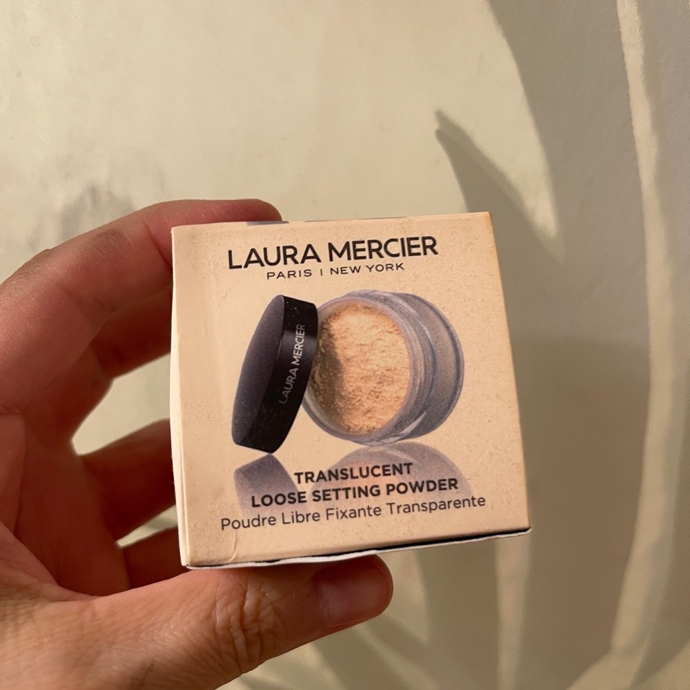 Laura Mercier translucent loose setting powder